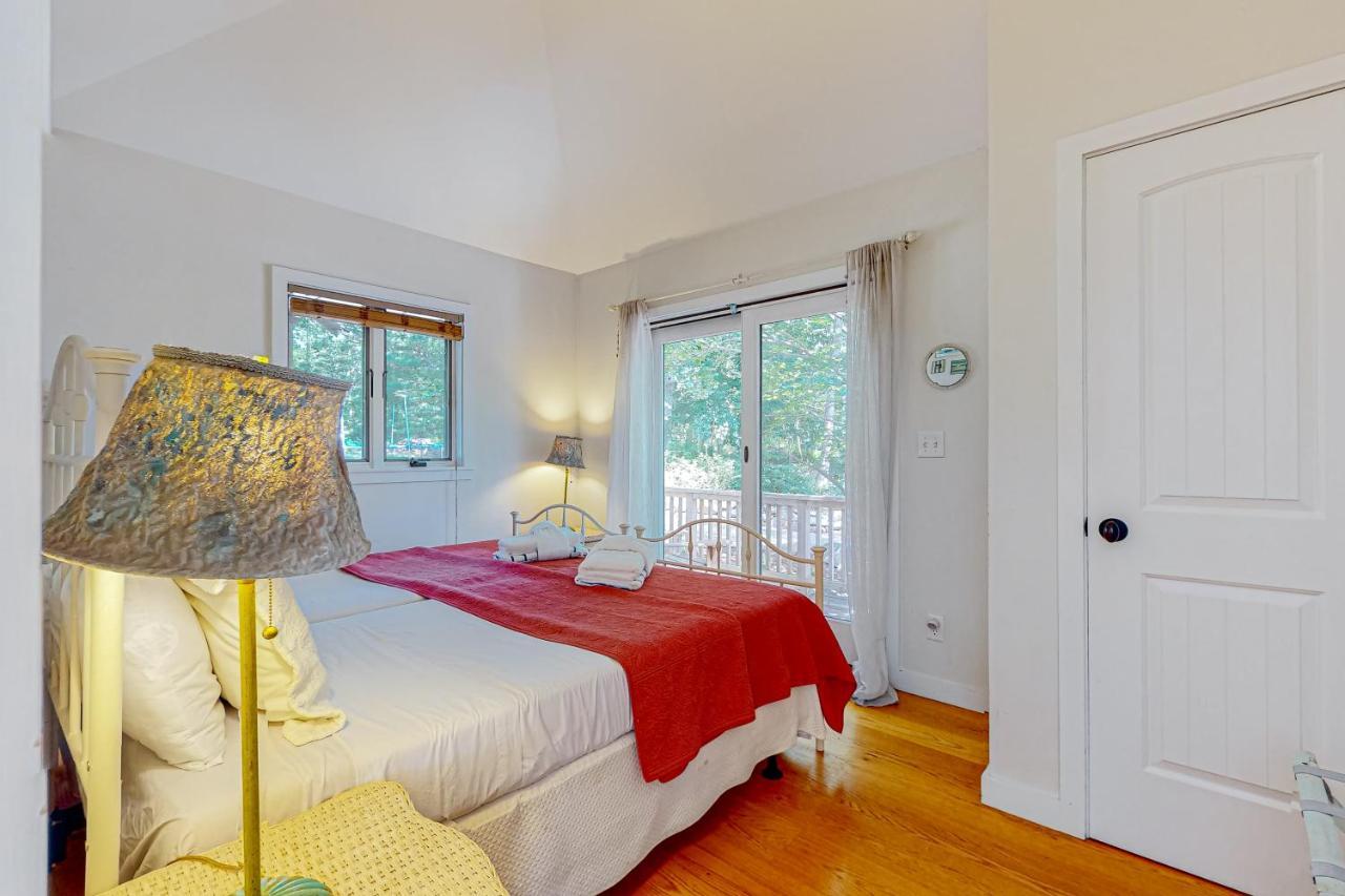 Nana'S Rear Treehouse Villa West Tisbury ภายนอก รูปภาพ